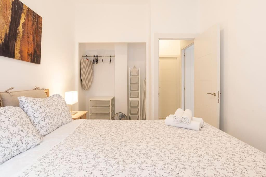 3 Bedroom Flat In Historic Centre Malaga Exterior photo